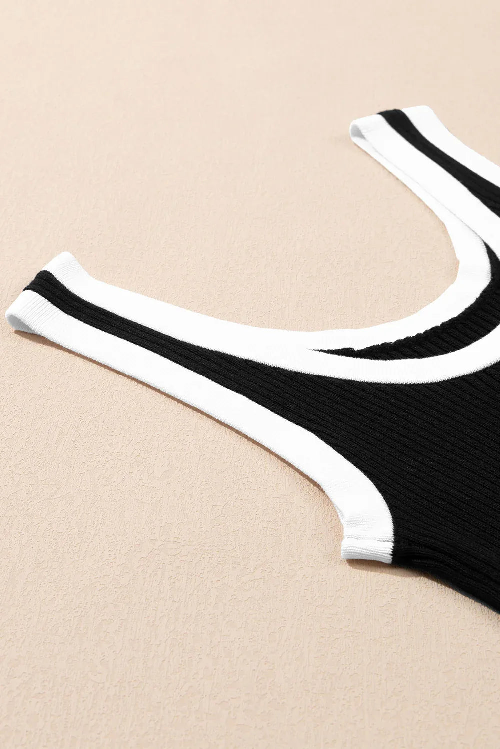 Black Colorblock Edge Ribbed Knit U Neck Tank Top - MarkoFit