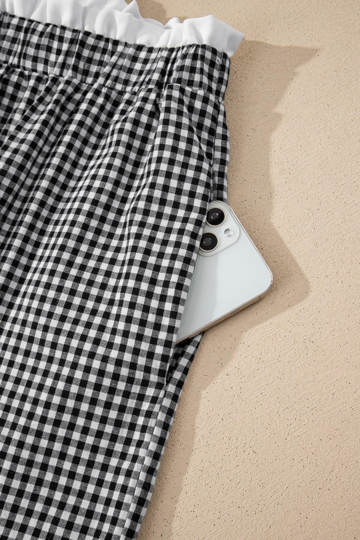 Black Contrast Trim Plaid Print Plus Size Shorts - MarkoFit