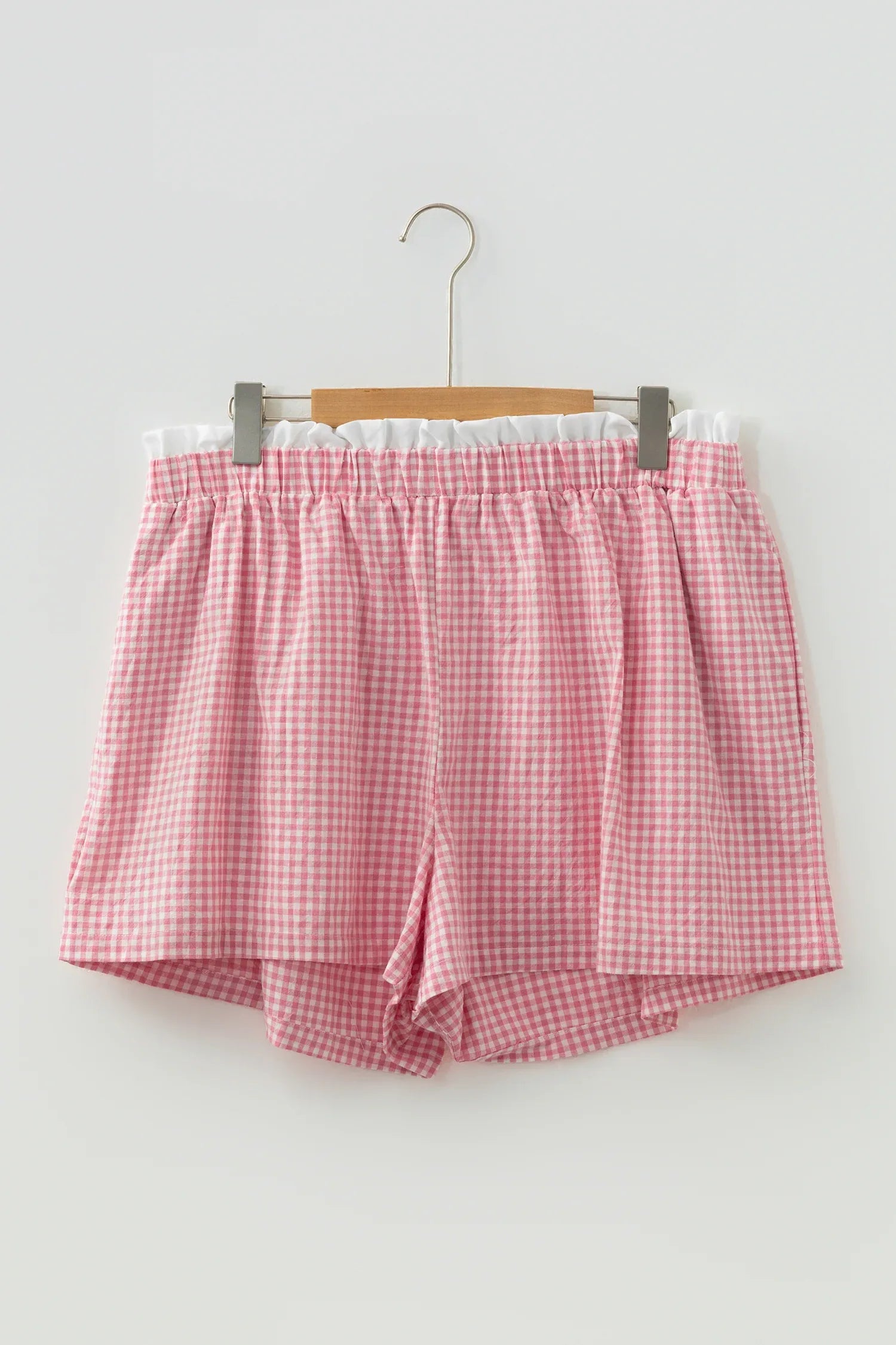 Pink Contrast Trim Plaid Print Plus Size Shorts - MarkoFit