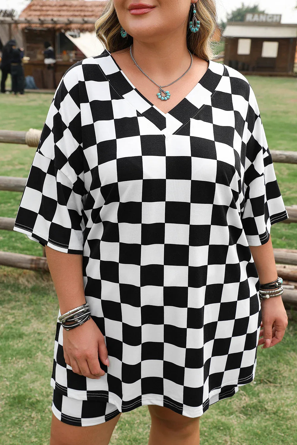 Black Checkered Pattern Tee and Shorts Plus Size Two Piece Set - MarkoFit