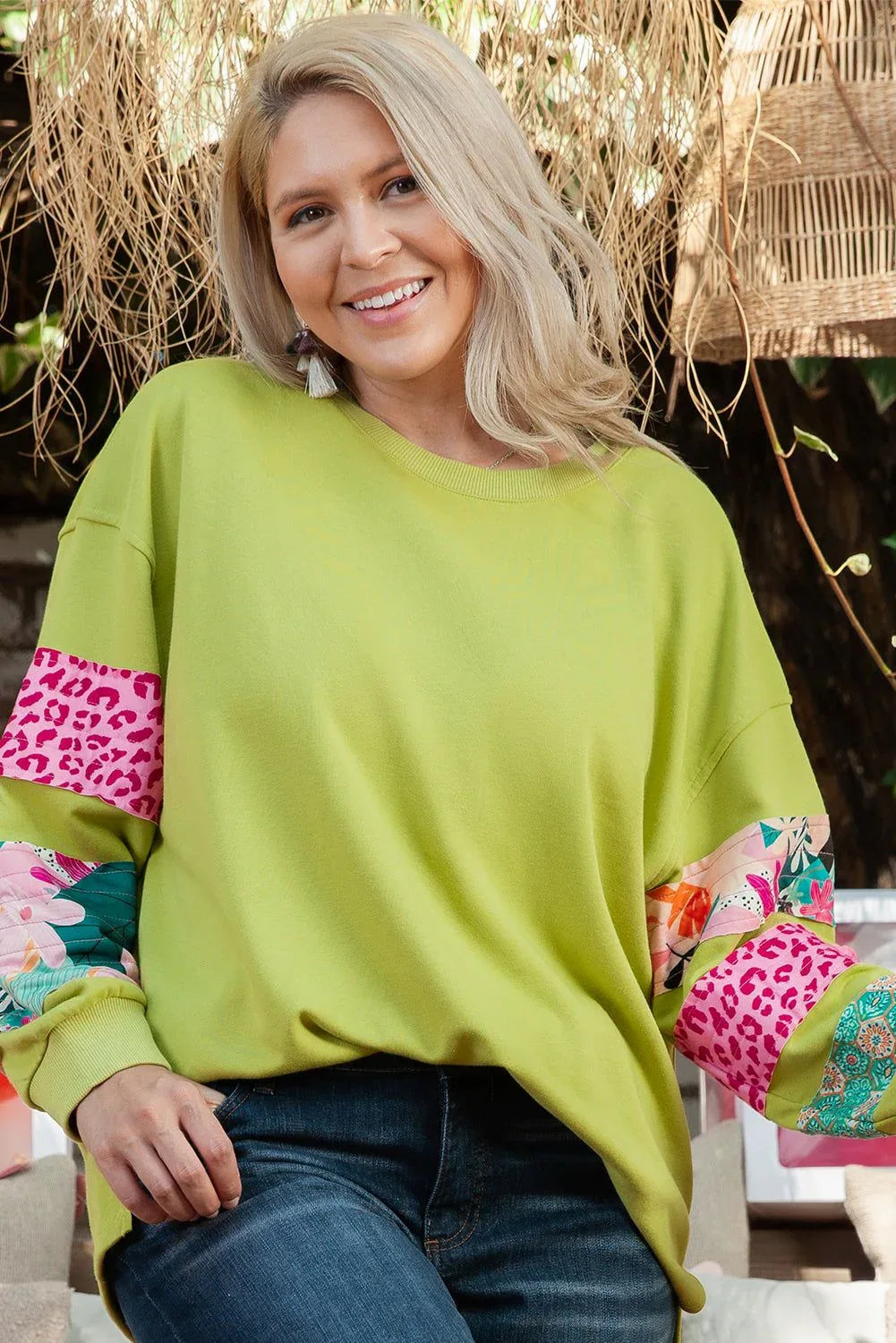 Green Plus Size Printed Patchwork Sleeve Split Sweatshirt - MarkoFit