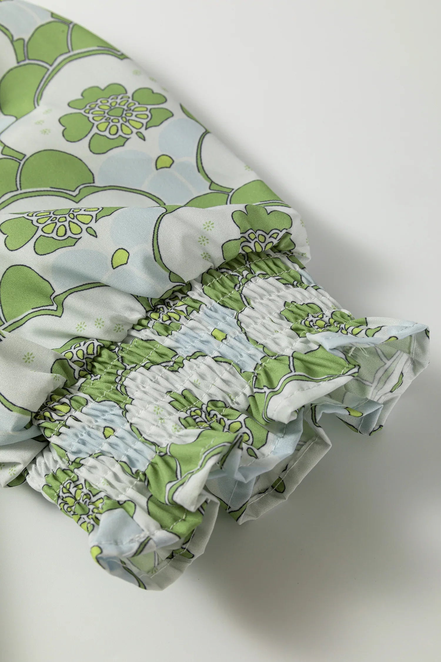 Green Floral Clouds Ruffled Short Sleeve Summer Blouse - MarkoFit