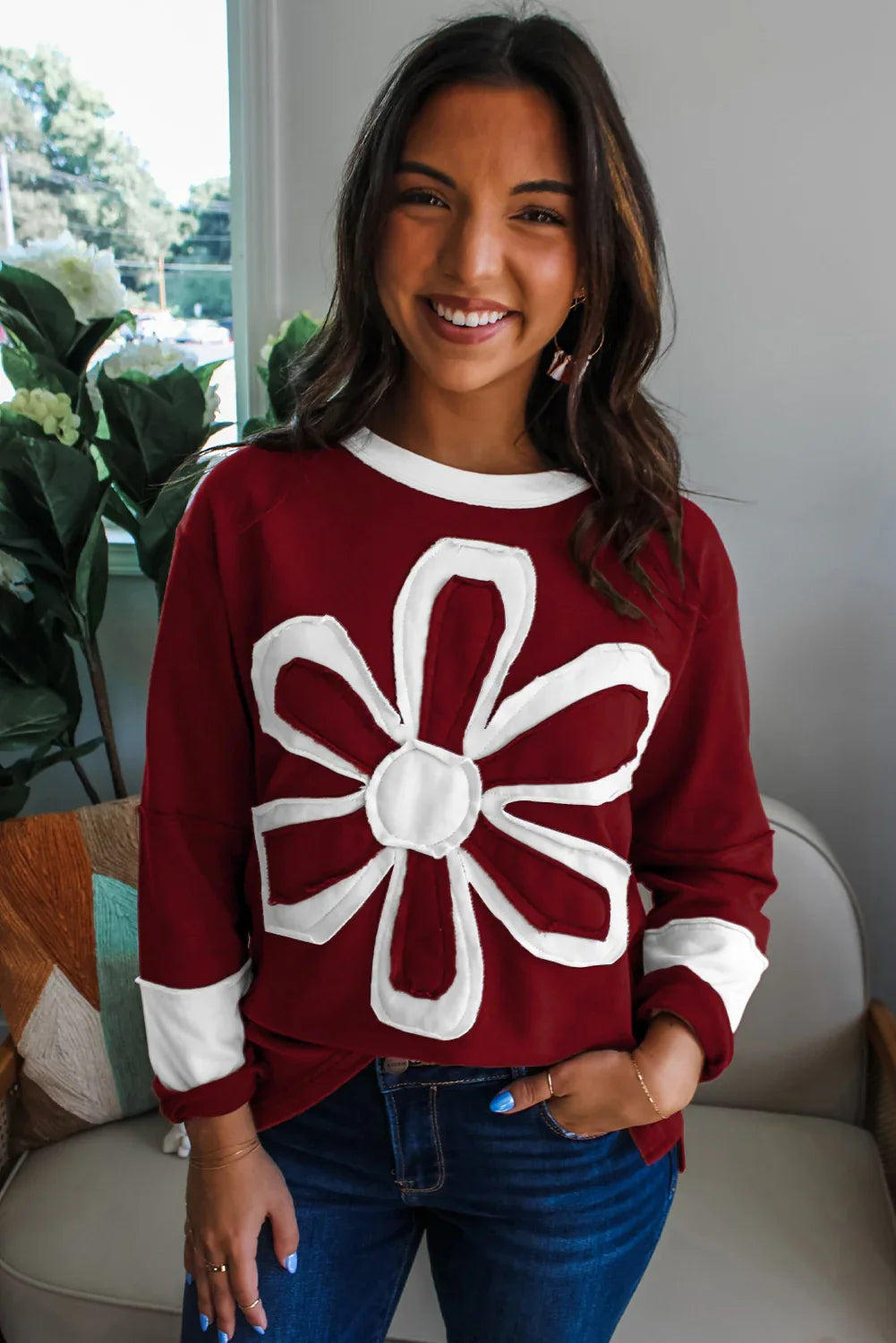 Red Dahlia Cheerful Daisy Flower Patched Round Neck Long Sleeve Top - MarkoFit