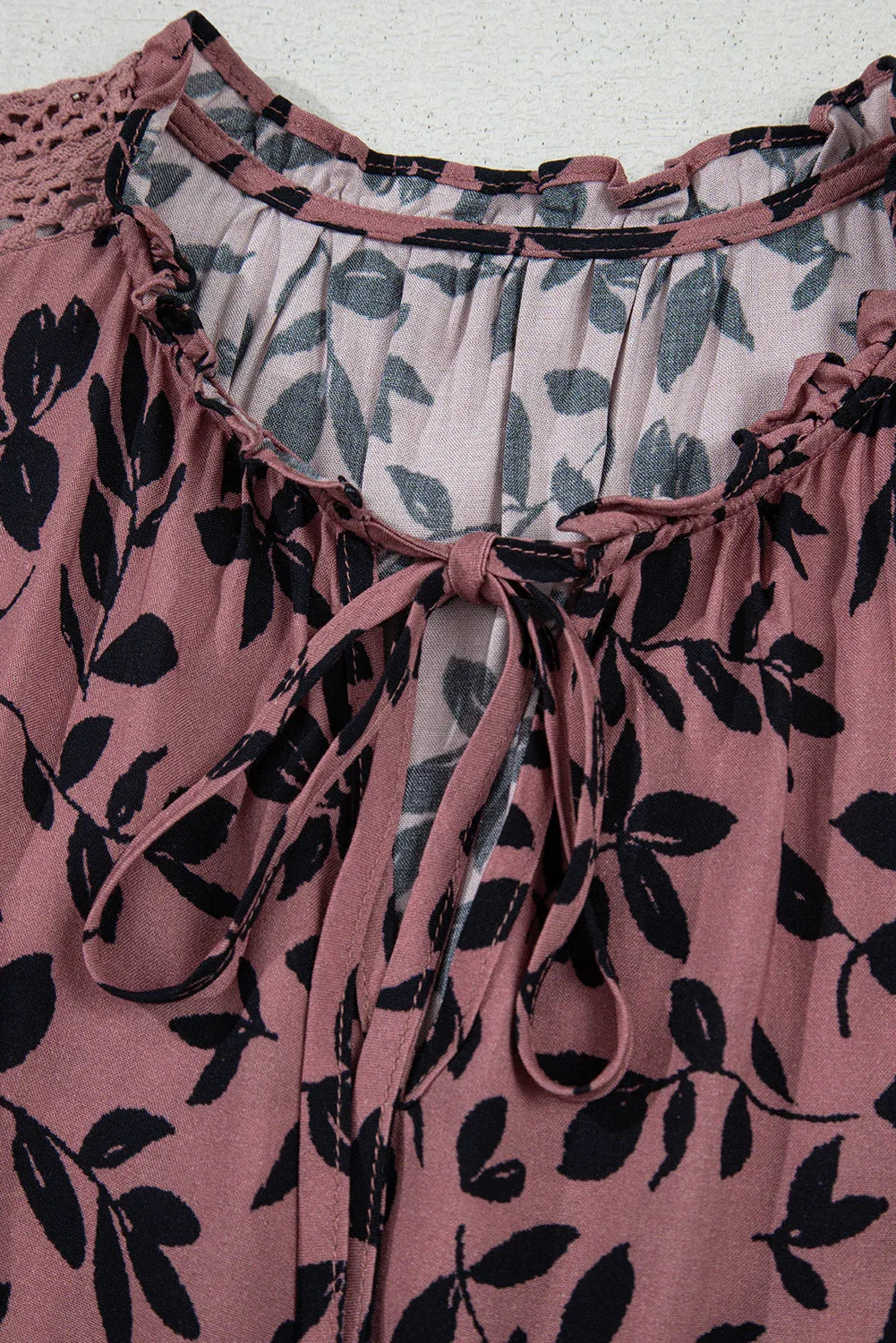 Brown Leaf Print Lace-up V Neck Crinckled Tank Top - MarkoFit