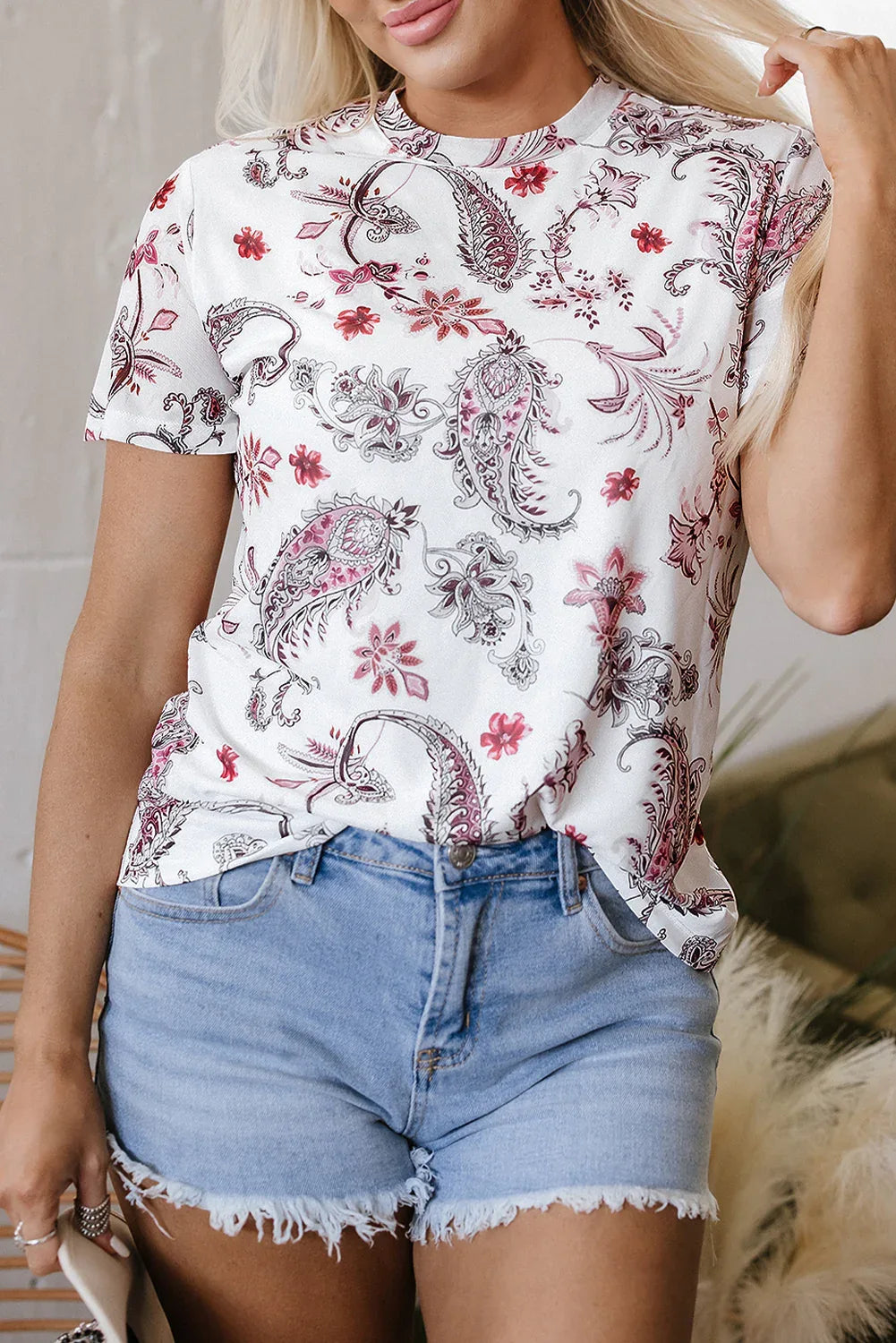 White Vintage Paisley Mock Neck T Shirt - MarkoFit