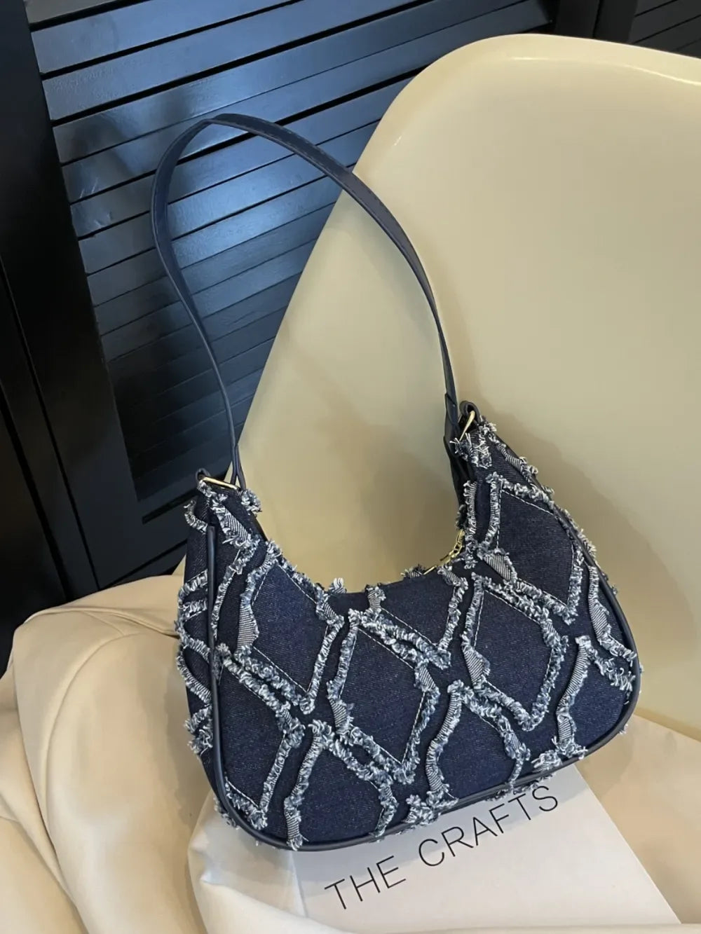 Raw Edge Cloth Shoulder Bag - MarkoFit