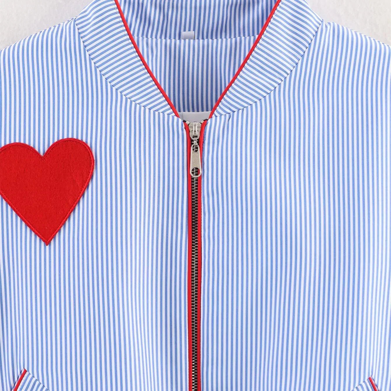 Striped heart-shaped patch with zipper pocket jacket - MarkoFit